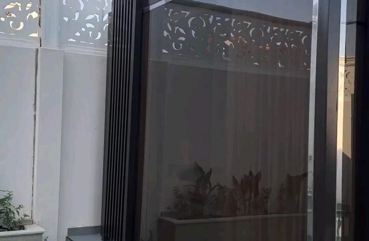غرف زجاجية بالرياض