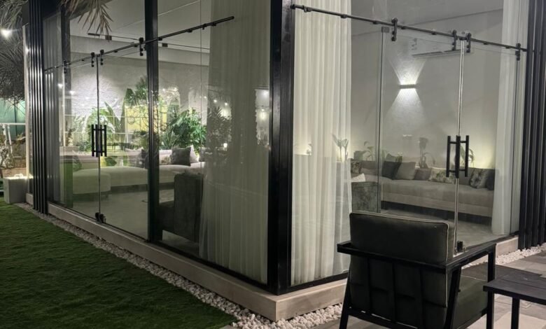 غرف زجاجية بالرياض